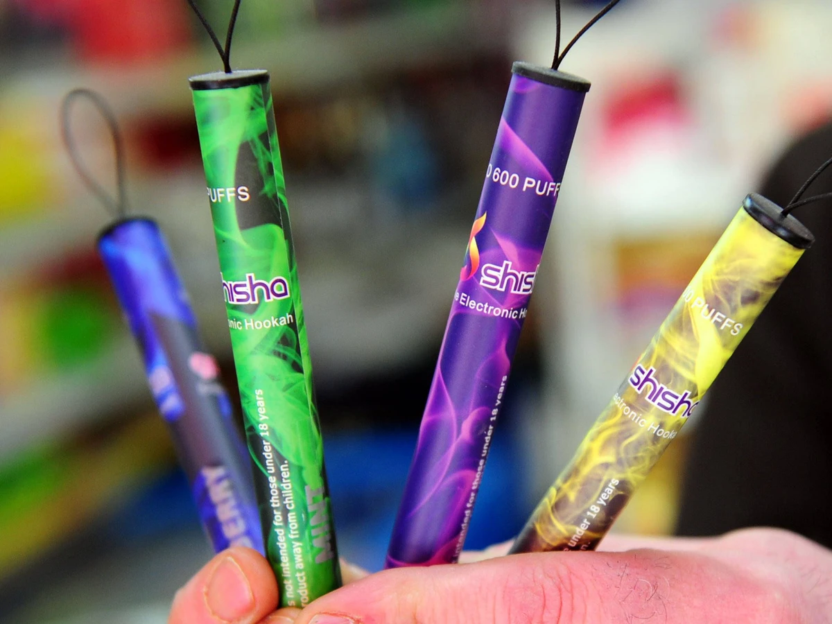 elfbar elfa master akku Ab wann darf man eine Vape rauchen? (Rechtslage) main image 1