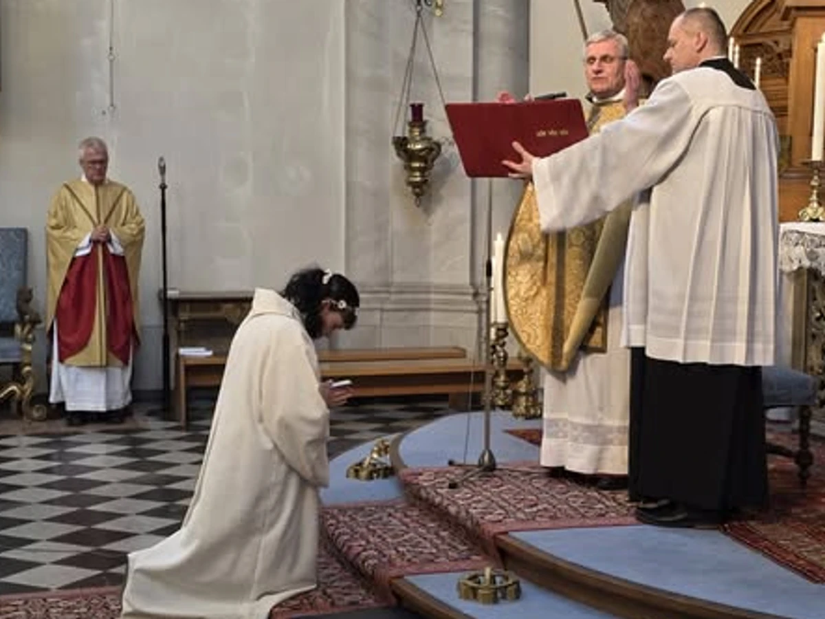 Geweihte Jungfrauen: Die Liebe Gottes gibt ihr mehr als ein Partner