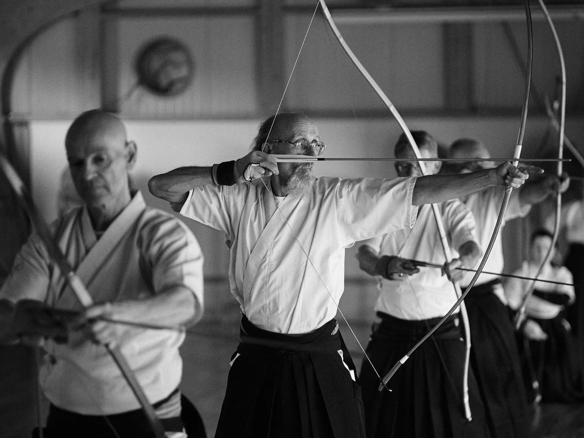 Arc Kyudo Japonais Fait Main En Bambou - Arts Martiaux Traditionnels - Occasion