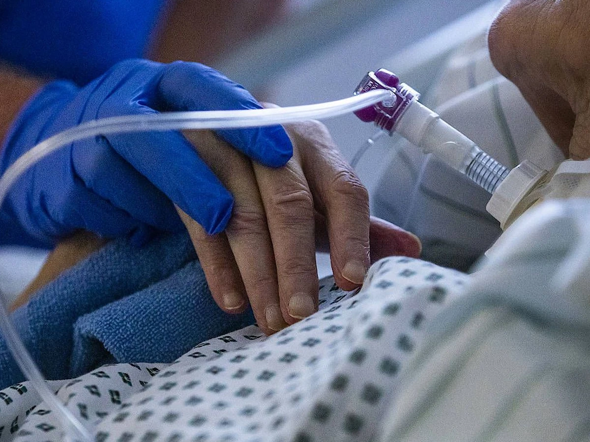 Schwere Covid-19-Erkrankung: Knstliche Beatmung oft nicht ntig | FAZ