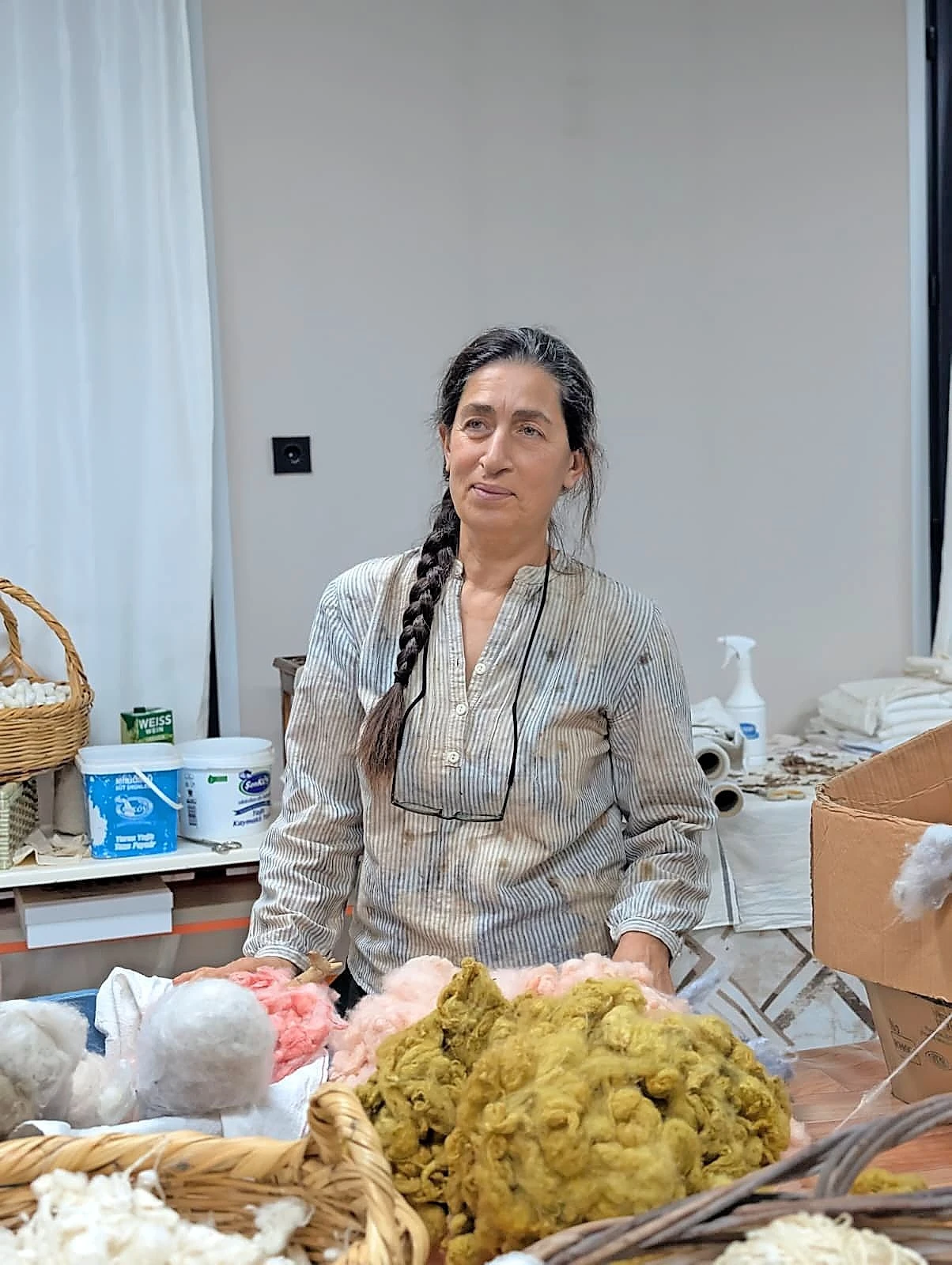 Emel Duman in ihrem Atelier