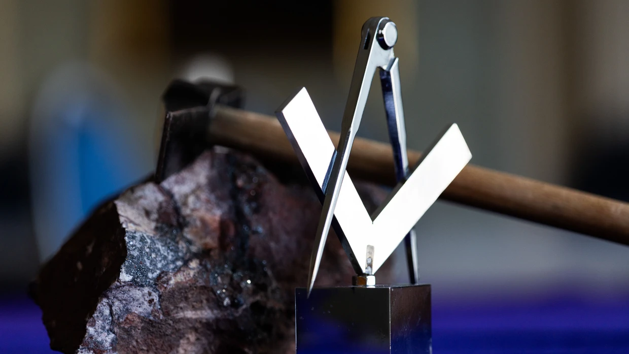 Markenzeichen: Zirkel und Winkelmaß sind die bekanntesten Symbole der Freimaurerlogen.