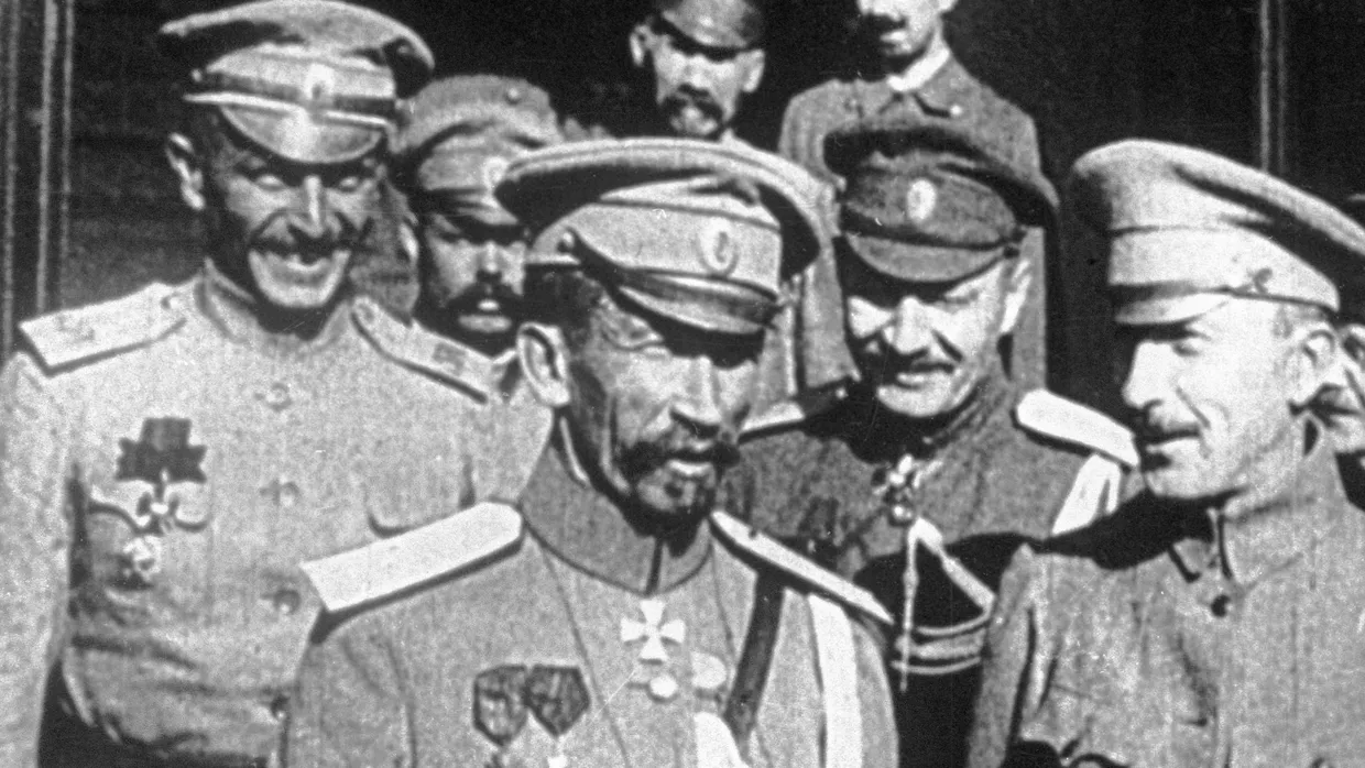 Lawr Georgijewitsch Kornilow (1870-1918). Der russische General wollte gegen die Übergangsregierung putschen. Aufnahme vom September 1917.