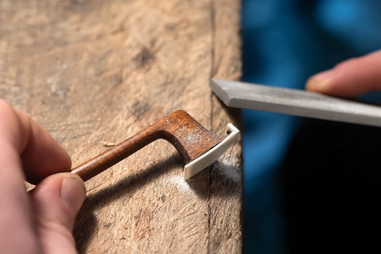 Arbeitsschritt: Abfeilen der Kopfplatte