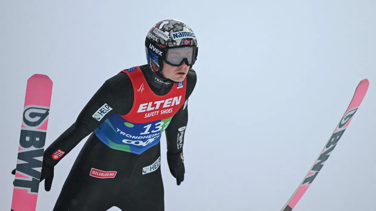 Flog mit manipuliertem Anzug aufs Podium: Marius Lindvik