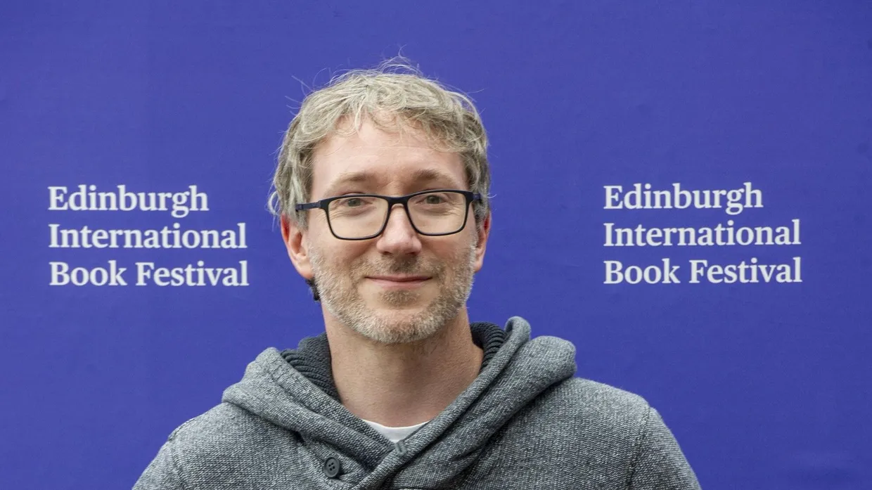Stuart Turton im August 2019 in Edinburgh