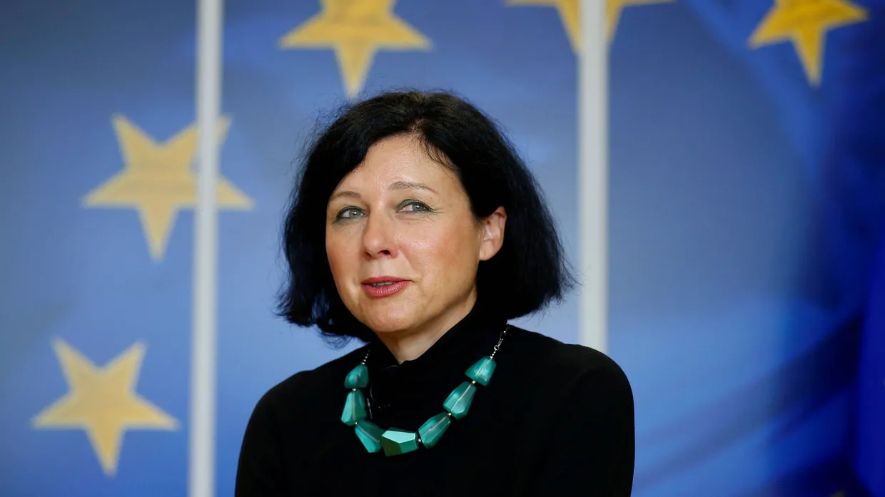 EU-Justizkommissarin Vera Jourova kämpft gegen Geldwäsche.