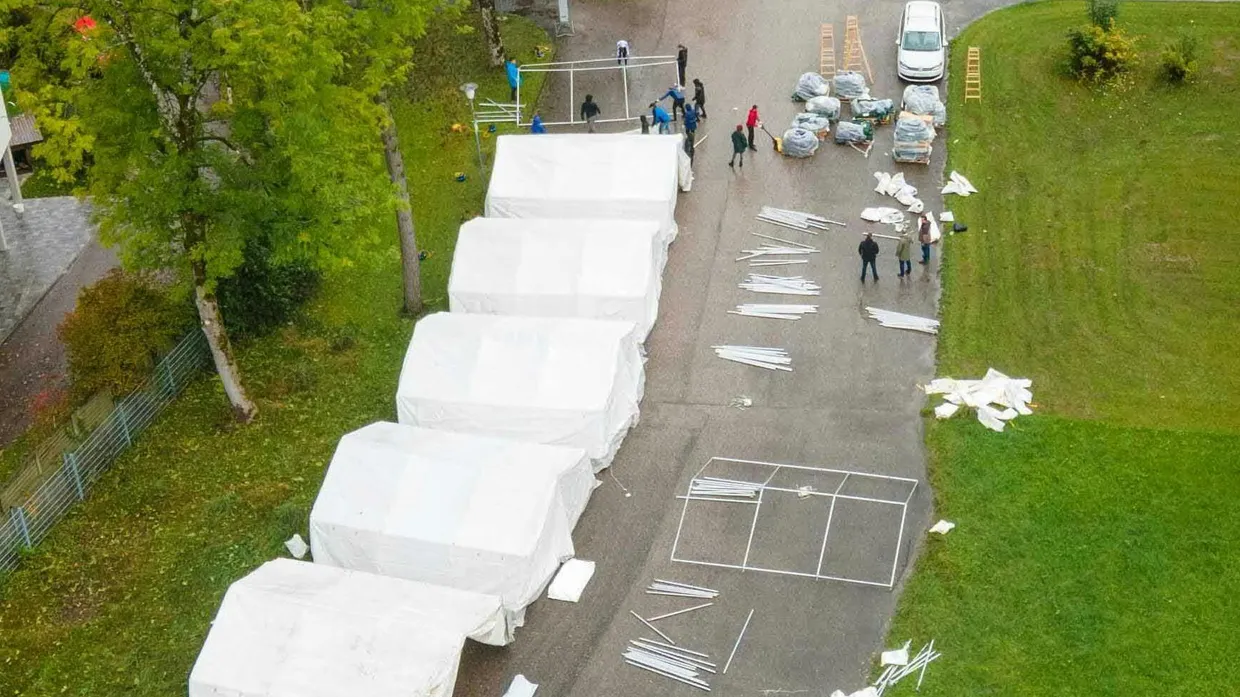 Zelte für Asylbewerber in St. Georgen im Oktober