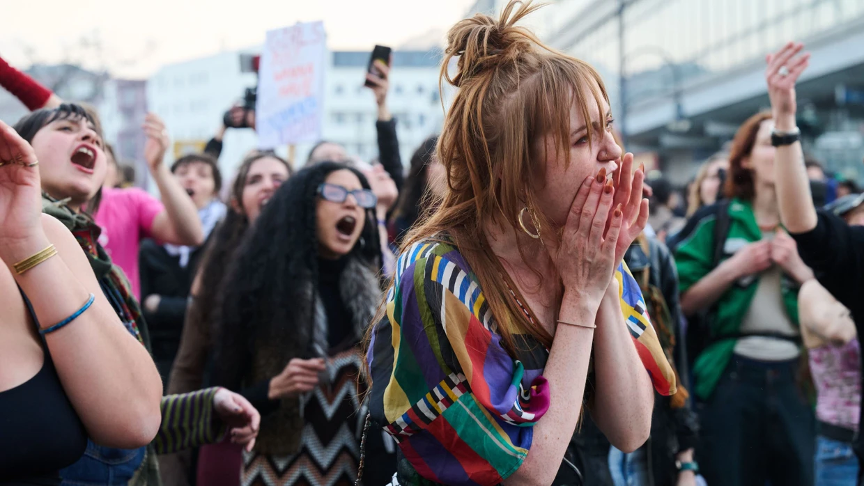 In gewissen Kreisen ist es geradezu schick geworden, über Männer herzuziehen.