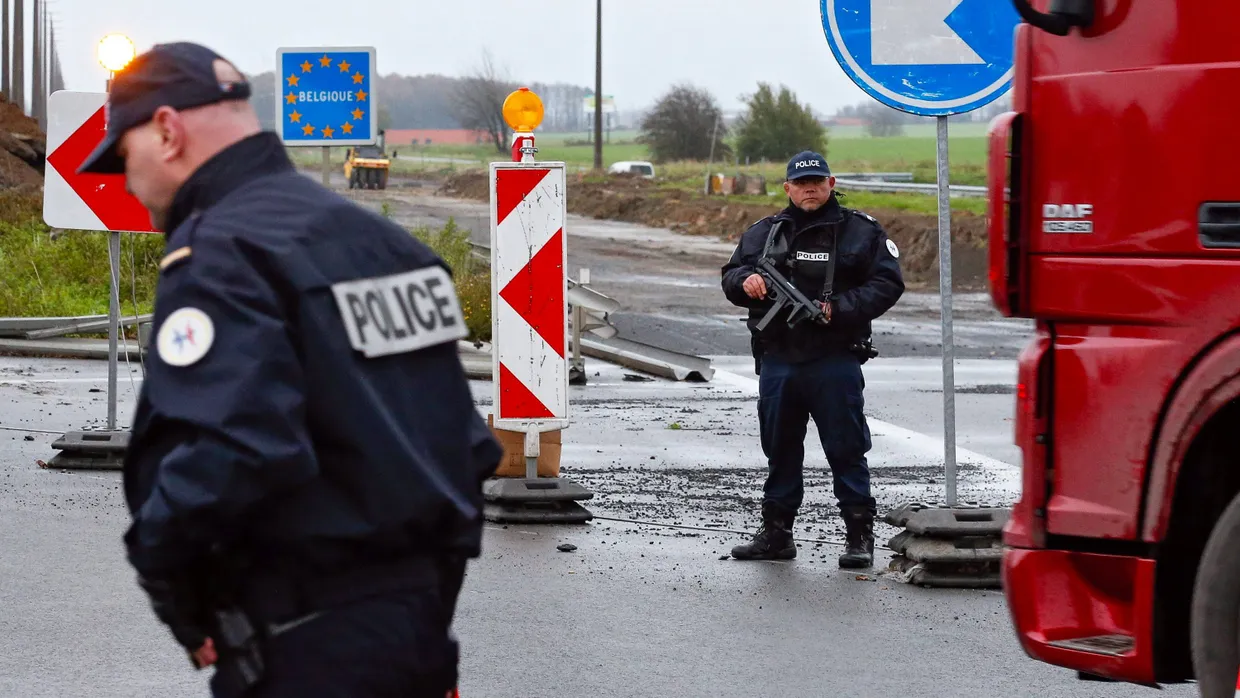 Innenminister Jambon betont: „Belgien schließt seine Grenzen nicht. Es geht nur um eine bestimmte Personengruppe.“