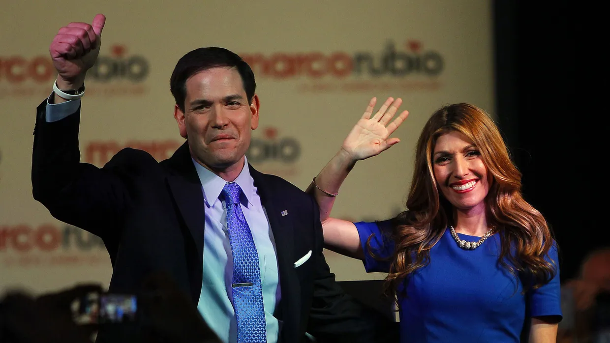 Senator Marco Rubio erklärt in Miami zusammen mit seiner Frau Jeanette seine Kandidatur für das amerikanische Präsidentenamt.