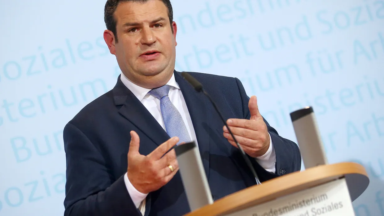 Arbeitsminister Hubertus Heil erwägt die Einbeziehung der Beamten in die Rente.