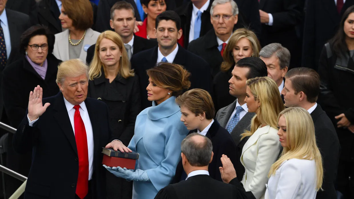 Wird er die Verfassung wie geschworen respektieren?: In seiner Rede zur Amtseinführung zeigt sich der neue amerikanische Präsident unversöhnlich.