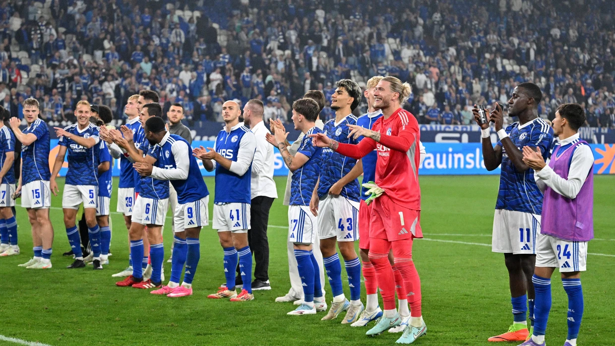 Schalker Signal: Mit königsblau ist in dieser Saison wieder zu rechnen