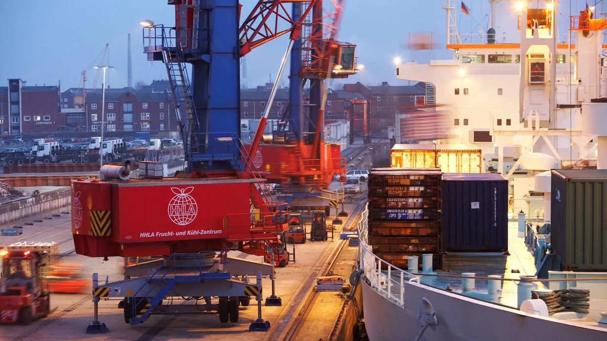 Im Hamburger Hafen ist zu wenig los