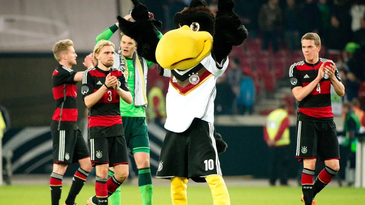 Keiner freut sich mit Paule: Nach dem Abpfiff gegen Chile