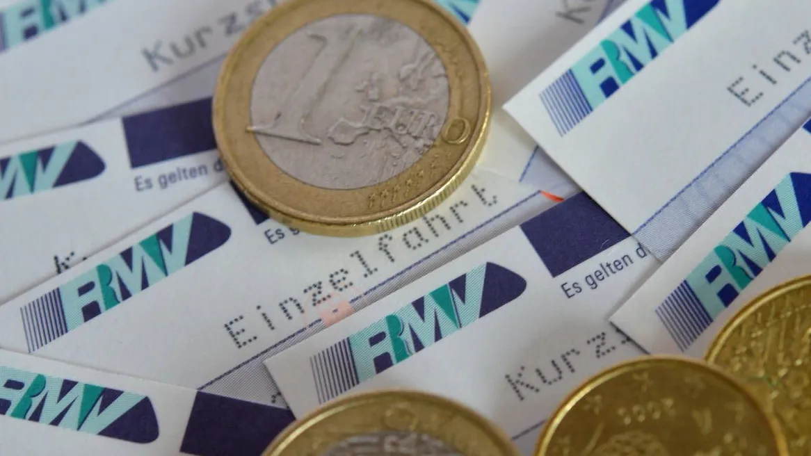 Unterm Strich: Trotz seiner schwierigen Finanzlage will der RMV den Regionalverkehr leicht ausweiten.