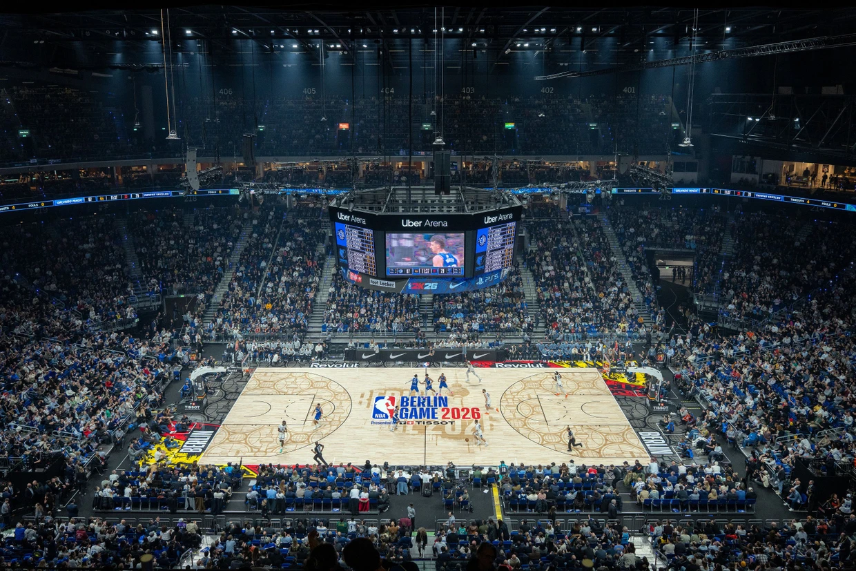 Bestens gefüllt: Die Berliner Arena erwies sich als tolle NBA-Kulisse.