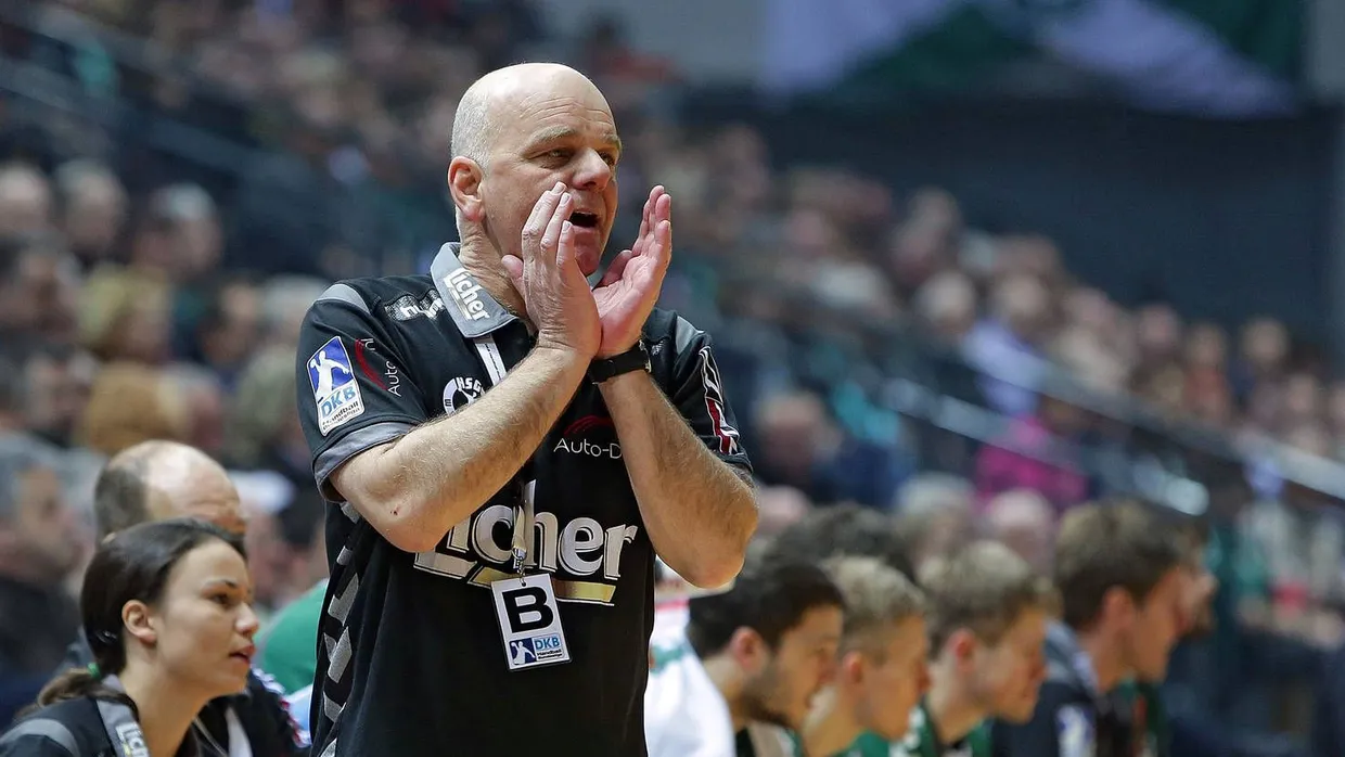 Seine Rufe werden gehört: Mit Trainer Kai Wandschneider und der HSG Wetzlar geht es seit Monaten stetig aufwärts