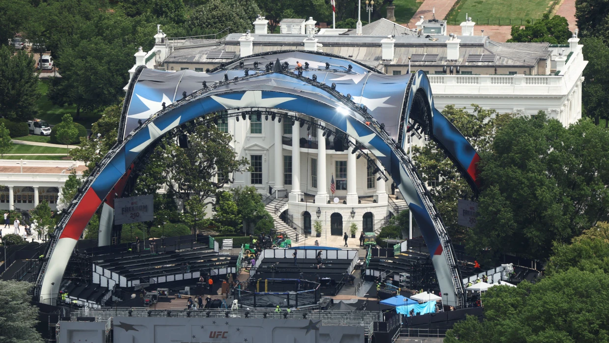 Ein Monument von Trump für Trump: Die UFC-Arena gekrönt von einer Stahlkonstruktion, die der Präsident auch nach dem Event erhalten lassen könnte.