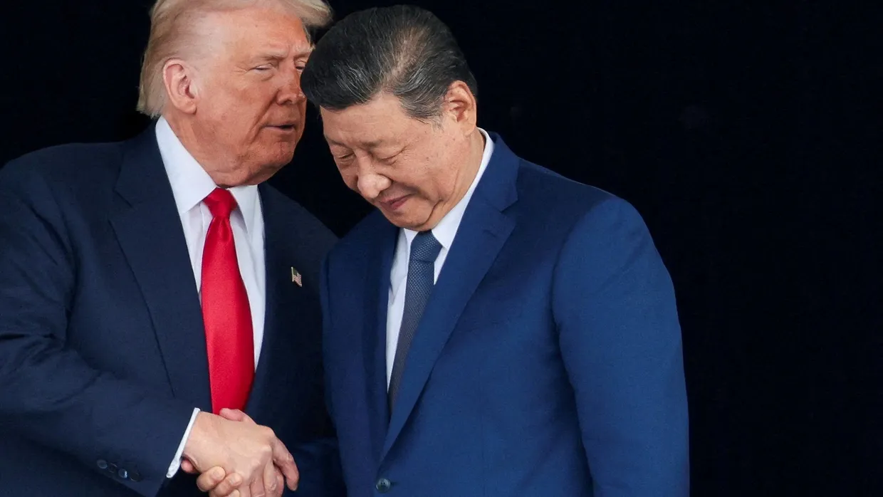 Donald Trump und Xi Jinping während ihres Treffens in Busan.