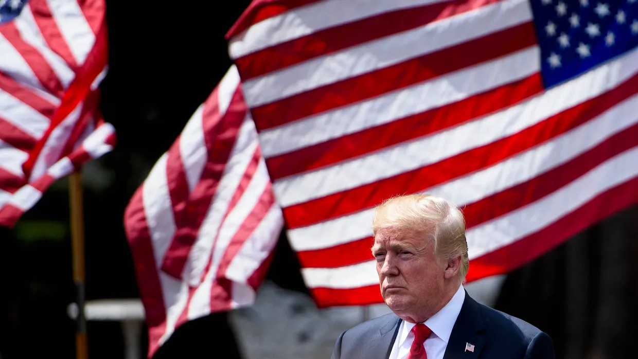 Offenkundig ist, dass Trump dem Multilateralismus voller Verachtung den Rücken zukehrt.