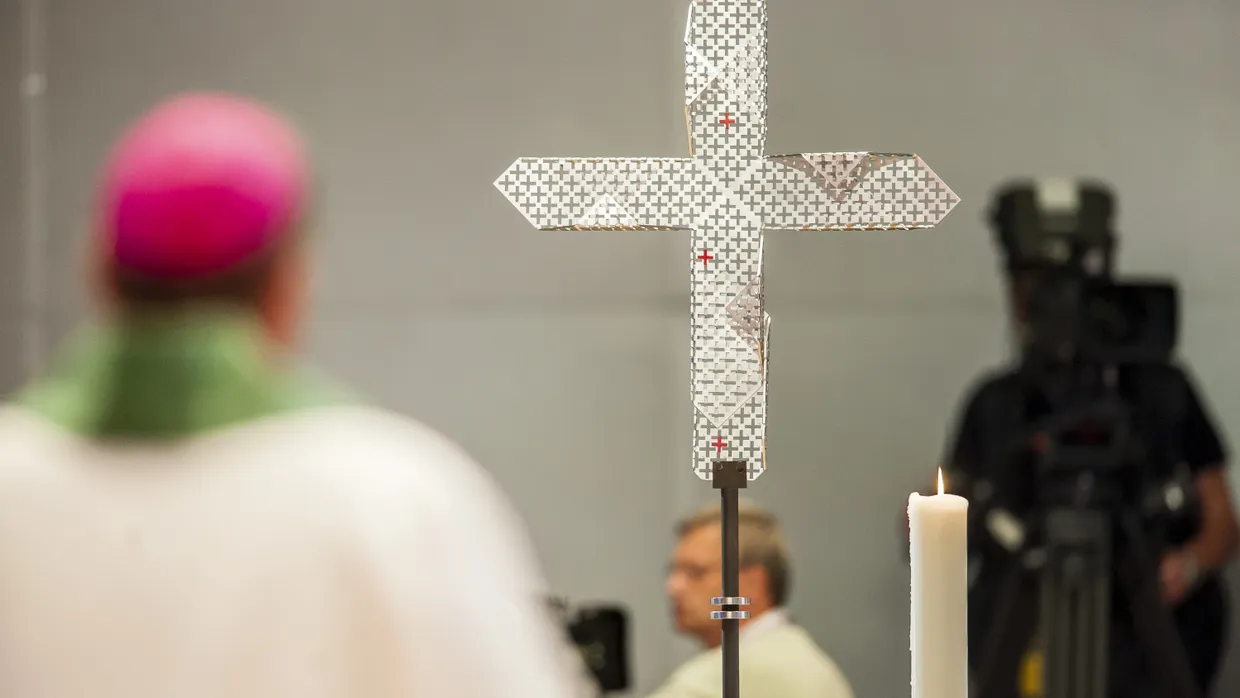 Synodaler Kreuz-Weg: Eucharistiefeier während der Vollversammlung am Freitag mittag