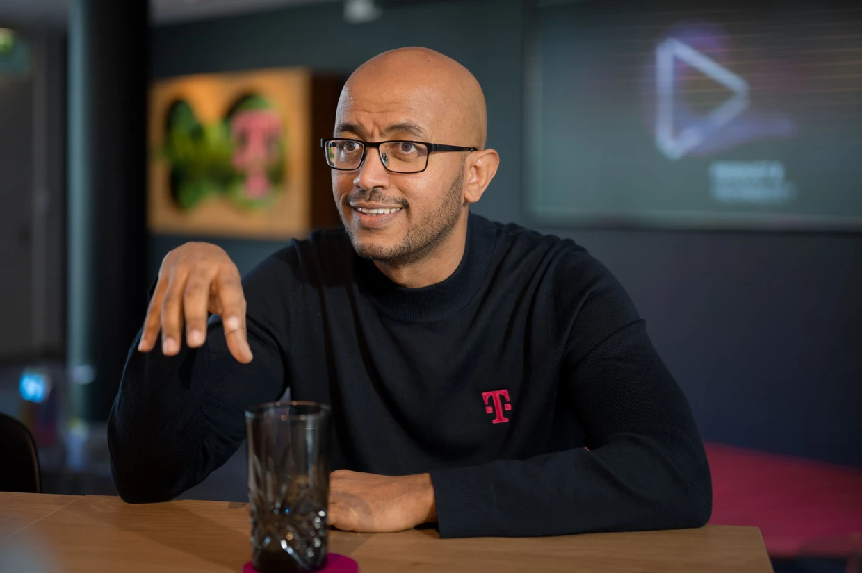 Ein „KI-Optimist“: Abdu Mudesir, Vorstand für Produkt und Technologie in der Deutschlandzentrale der Telekom in Bonn