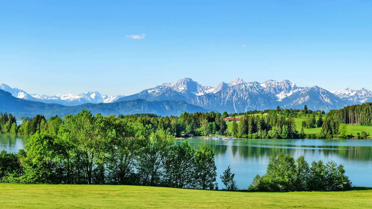 Der Forggensee bei Füssen: Im Ostallgäu sind die Immobilienpreise in fünf Jahren um 20 Prozent gestiegen.