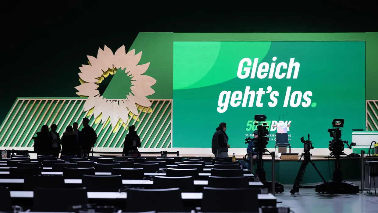 Vorbereitungen laufen: Auf ihrem Parteitag in Wiesbaden wollen die Grünen die Weichen für den Bundestagswahlkampf stellen.