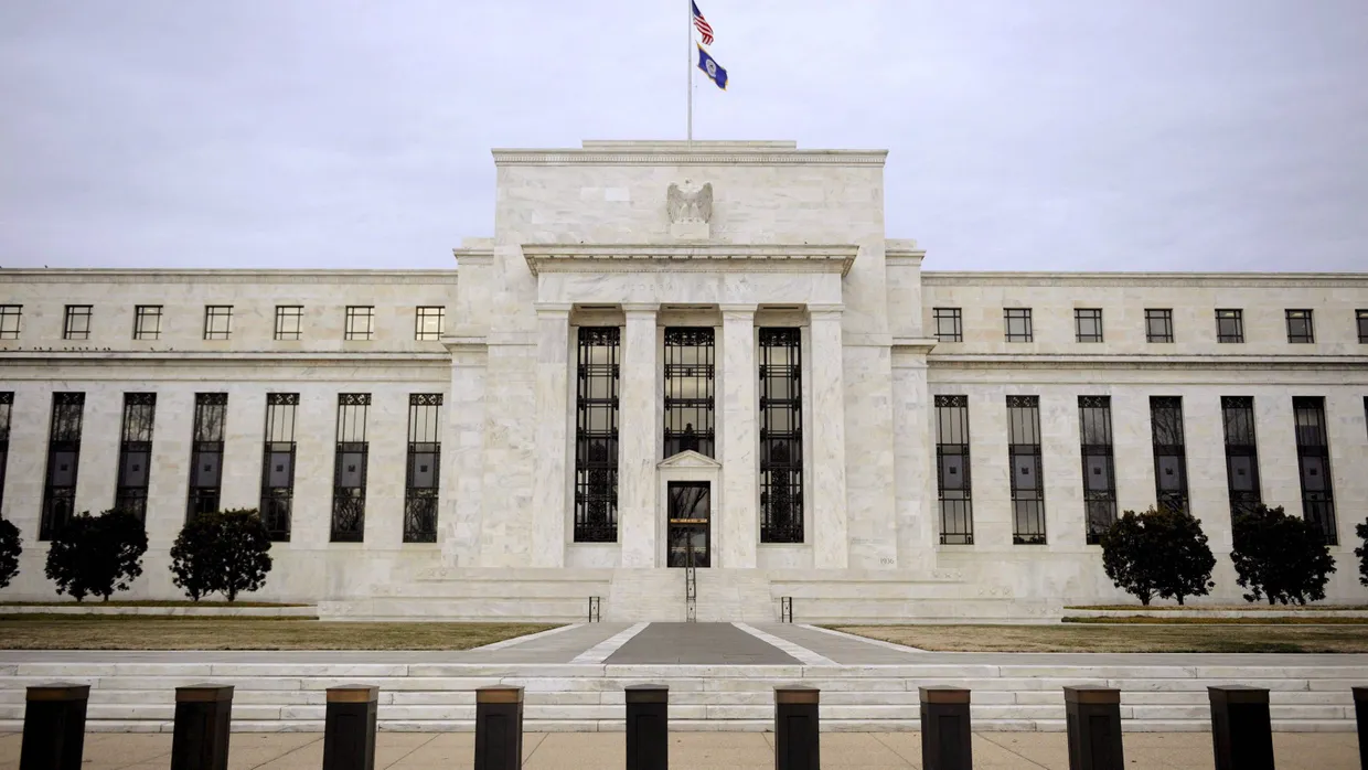 Die amerikanische Notenbank Federal Reserve will am Mittwoch nach europäischem Handelsschluss über den Leitzins entscheiden.