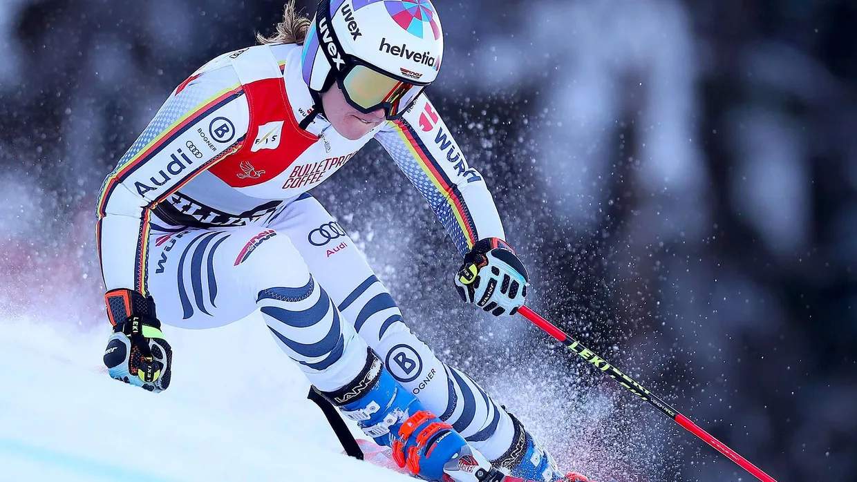 Viktoria Rebensburg kam beim Riesenslalom nicht ins Ziel.