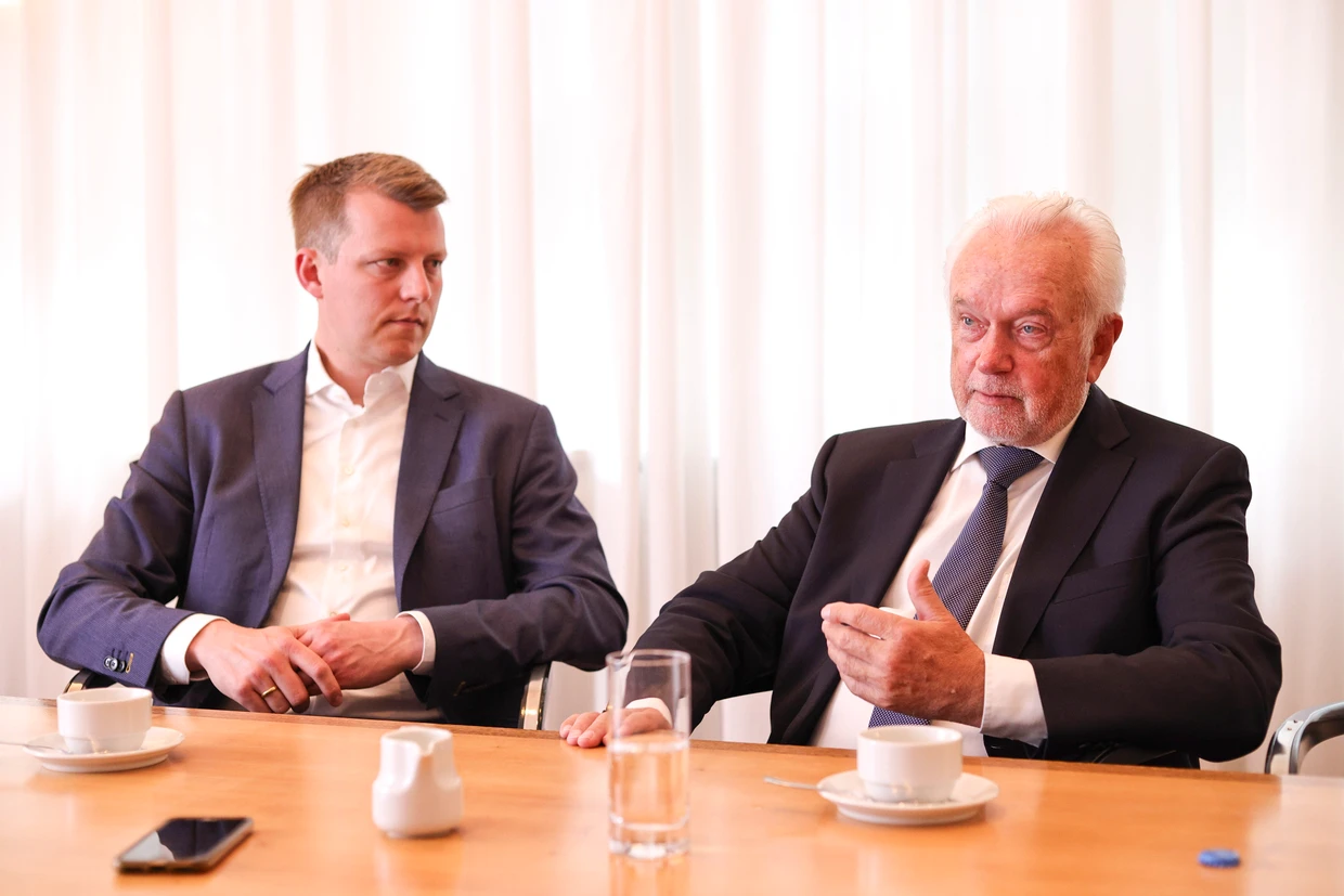 Geschlossenheit für den Erfolg: Höne und Kubicki