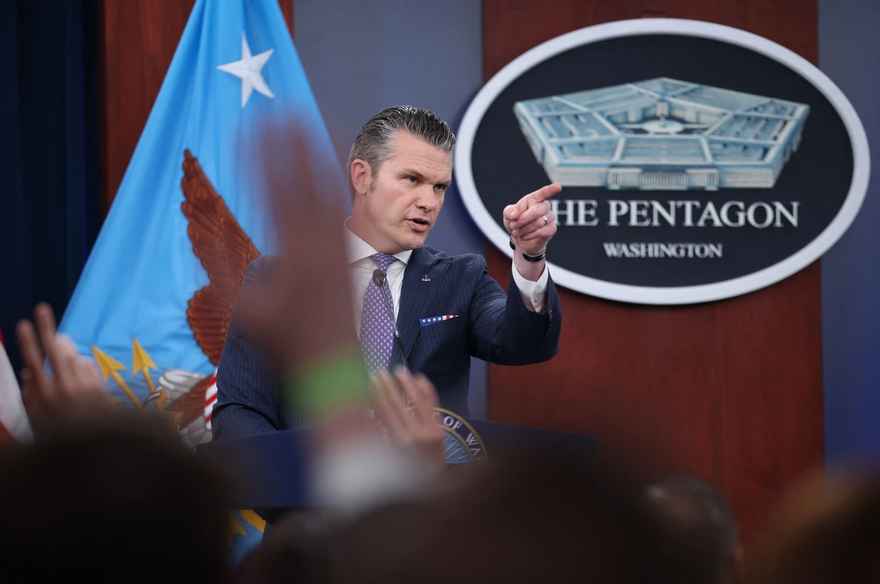 US-Verteidigungsminister Pete Hegseth am 31. März in Arlington