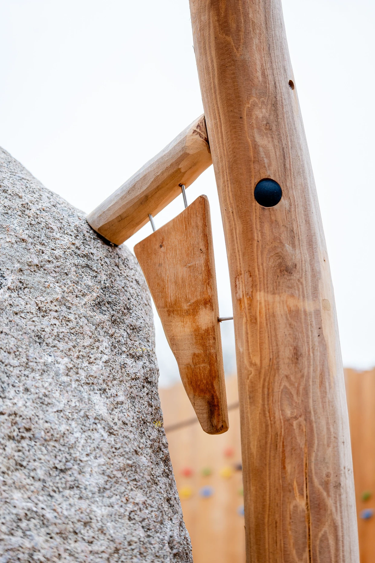 Lückenfüller: Damit sich kein Kind einklemmen kann, sind an manchen Stellen Sicherungen eingebaut.