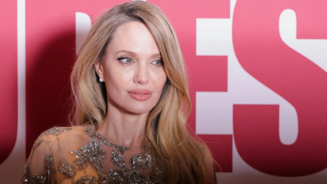 Schauspielerin  Angelina Jolie  im Februar 2026 in Paris