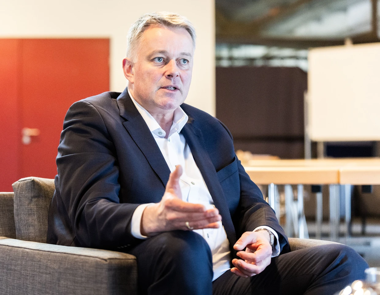 „Straftäter und Kriminelle gehören abgeschoben, egal wohin.“