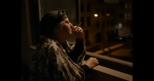 Szene aus dem Film „Fear & Trembling“ der Regisseurinnen Manijeh Hekmat und Faeze Azizkhani