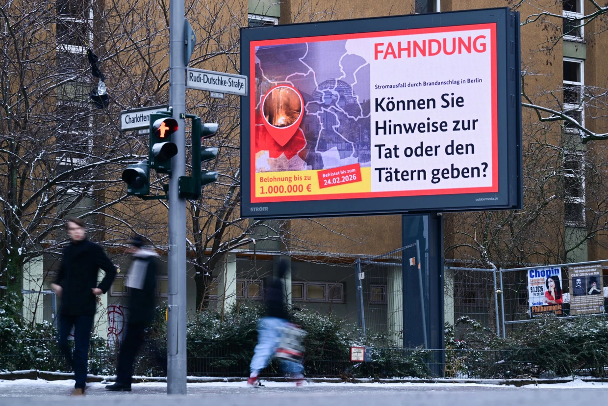Ein Fahndungsaufruf zu dem Anschlag auf das Stromnetz im Südwestens Berlins Anfang Januar