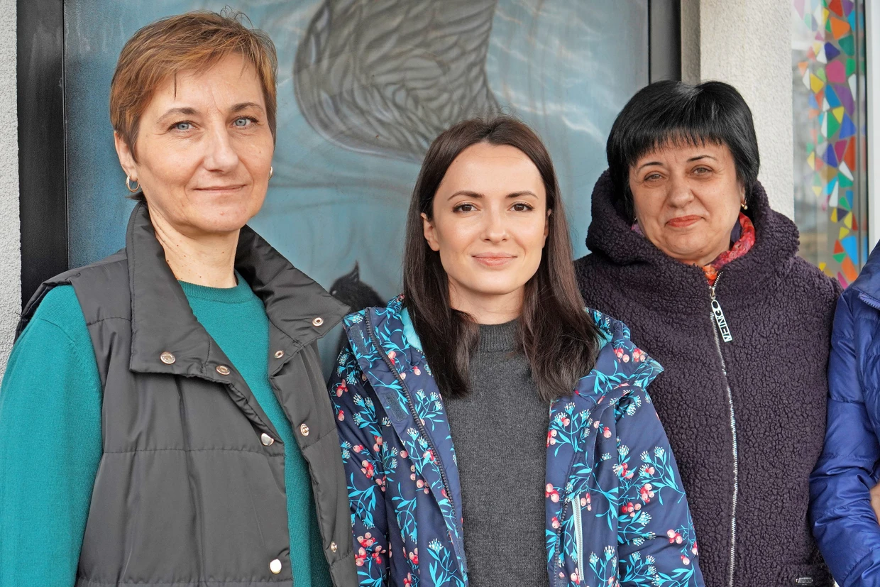 Tetjana Iwanowa (Mitte) mit zwei ihrer Kolleginnen