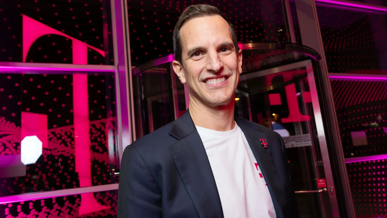 Mehr Geld für Glasfaser: Rodrigo Diehl, der Deutschlandchef der Telekom in der Zentrale in Bonn.