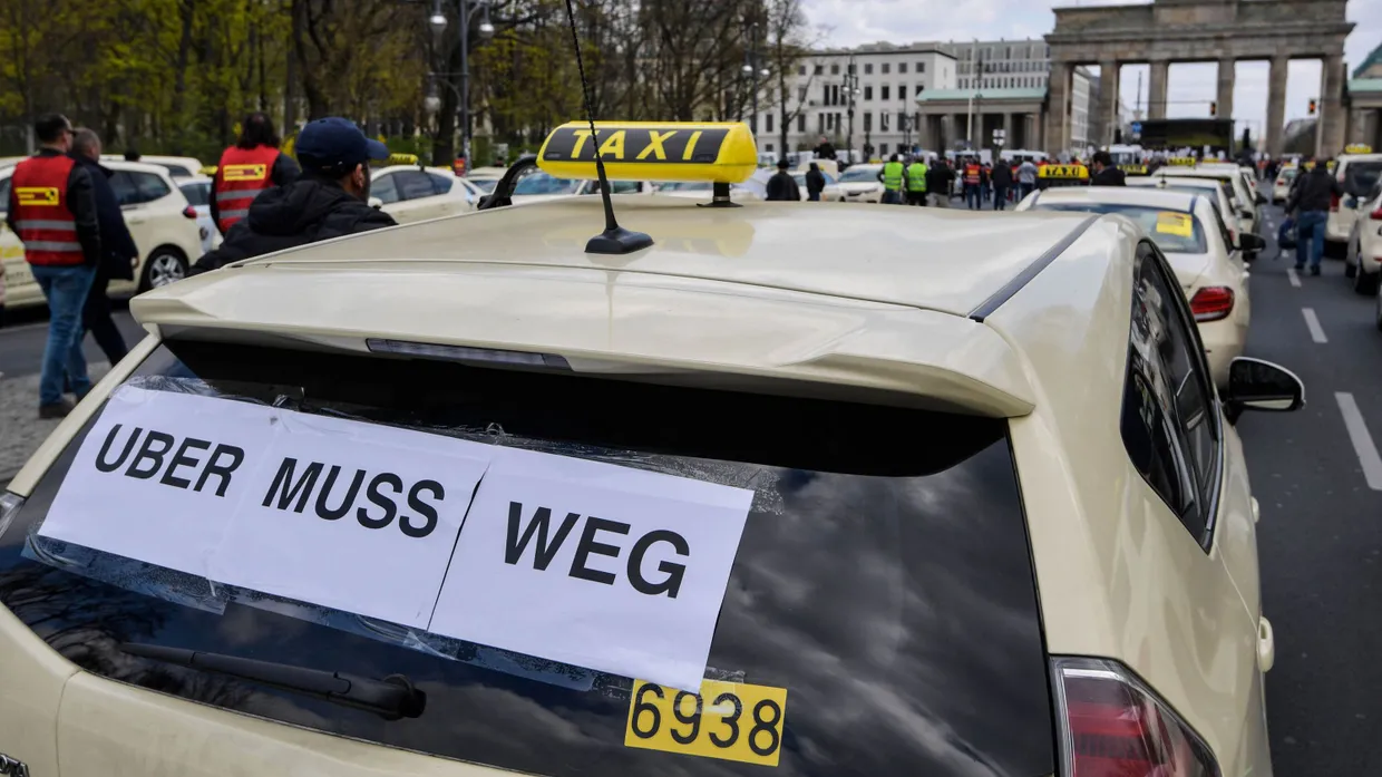 Lang andauernder Streit: Schon 2019 protestierten Taxifahrer gegen Uber.