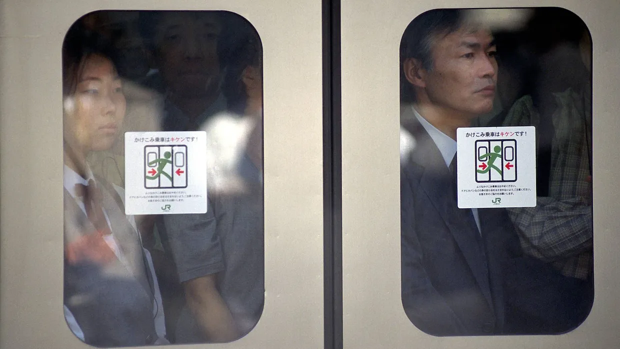 Rushhour in Tokio: Wer reinkommt, ist drin – aber auch nicht glücklich.
