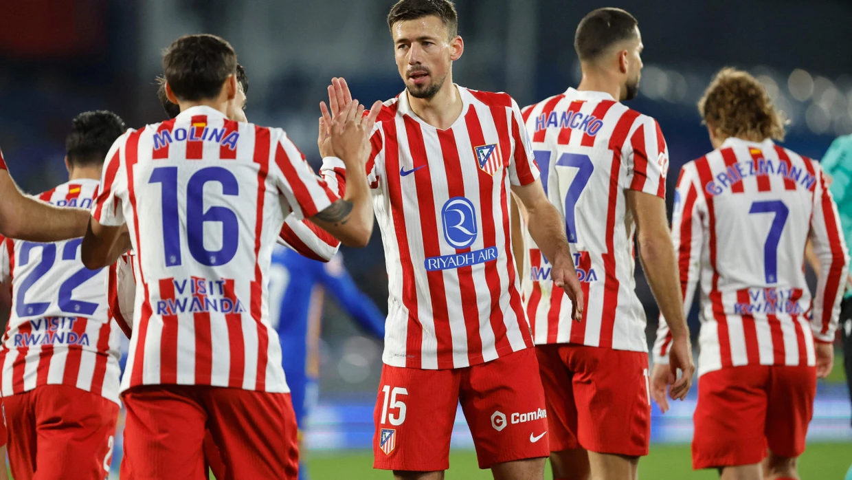 Nicht immer sattelfest: Clement Lenglet (mittig) und seine Teamkollegen von Atletico Madrid kassieren mehr Gegntore als früher.