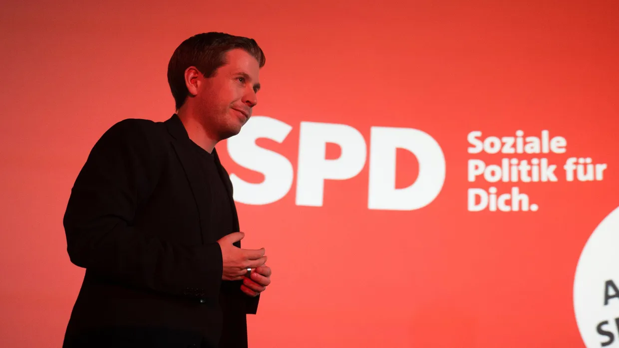 Kühnert im April bei der Vorstellung der Kampagne der SPD zur Europawahl