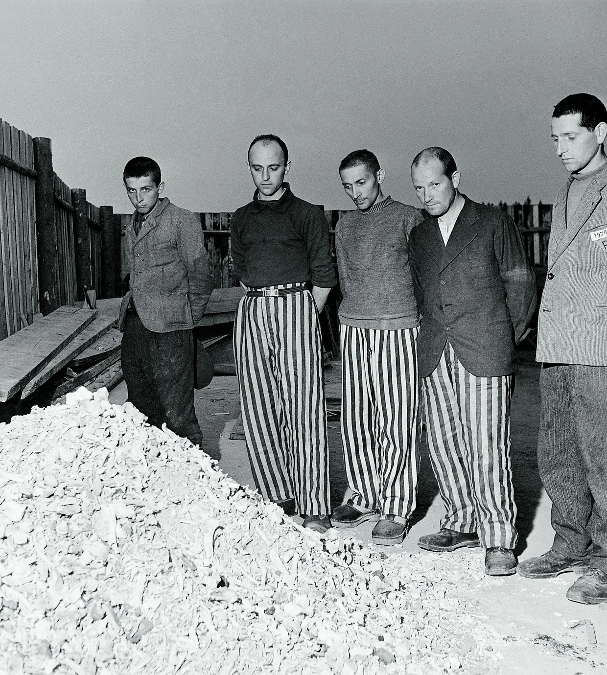 Das Grauen von Buchenwald: Befreite Gefangene, im April 1945 fotografiert von Lee Miller.