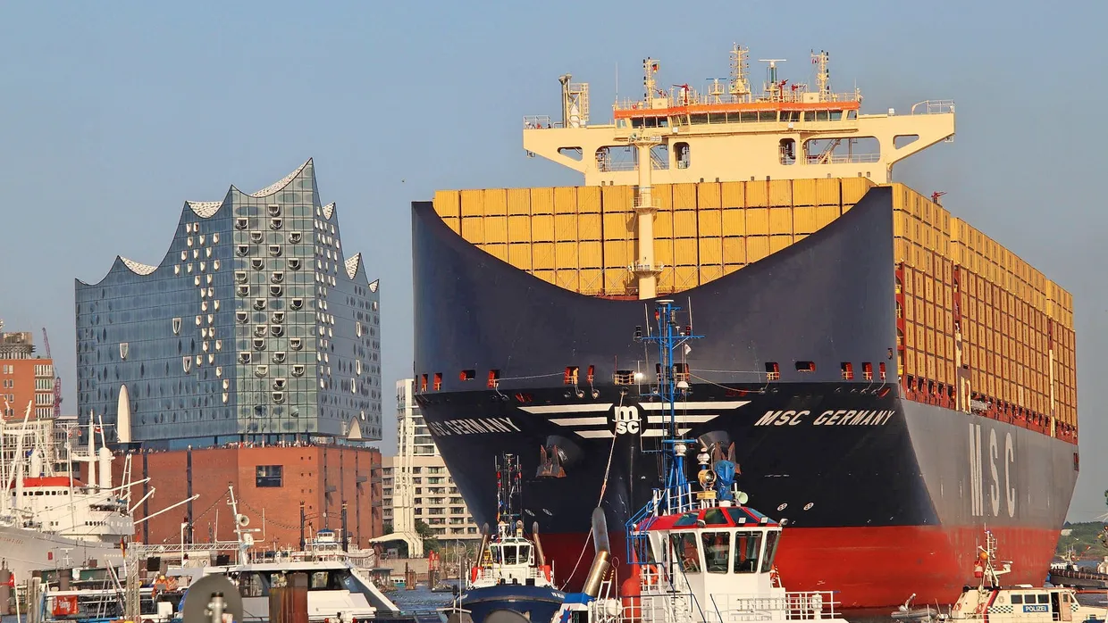 Tor zur Welt: Die Containerreederei MSC ist am Hamburger Hafenbetrieb HHLA beteiligt.