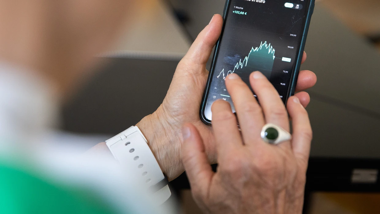 The rising prices that accompany share buybacks give investors the opportunity to sell their shares for a slightly higher profit.