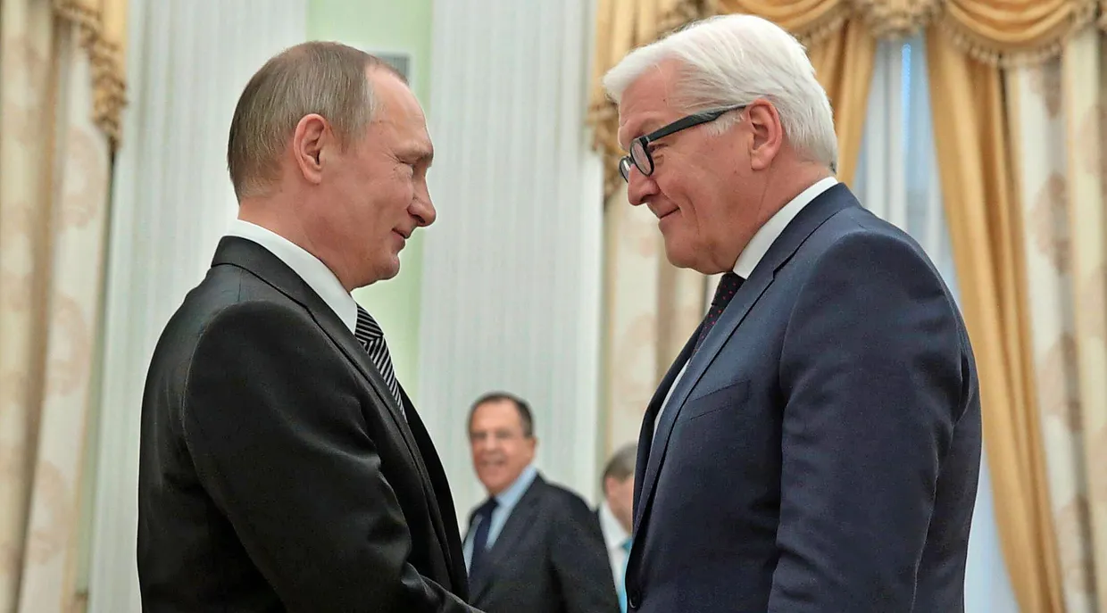 Einstmals ziemlich gute Freunde: Präsident Wladimir Putin empfängt Außenminister Frank-Walter Steinmeier 2016 im Kreml.