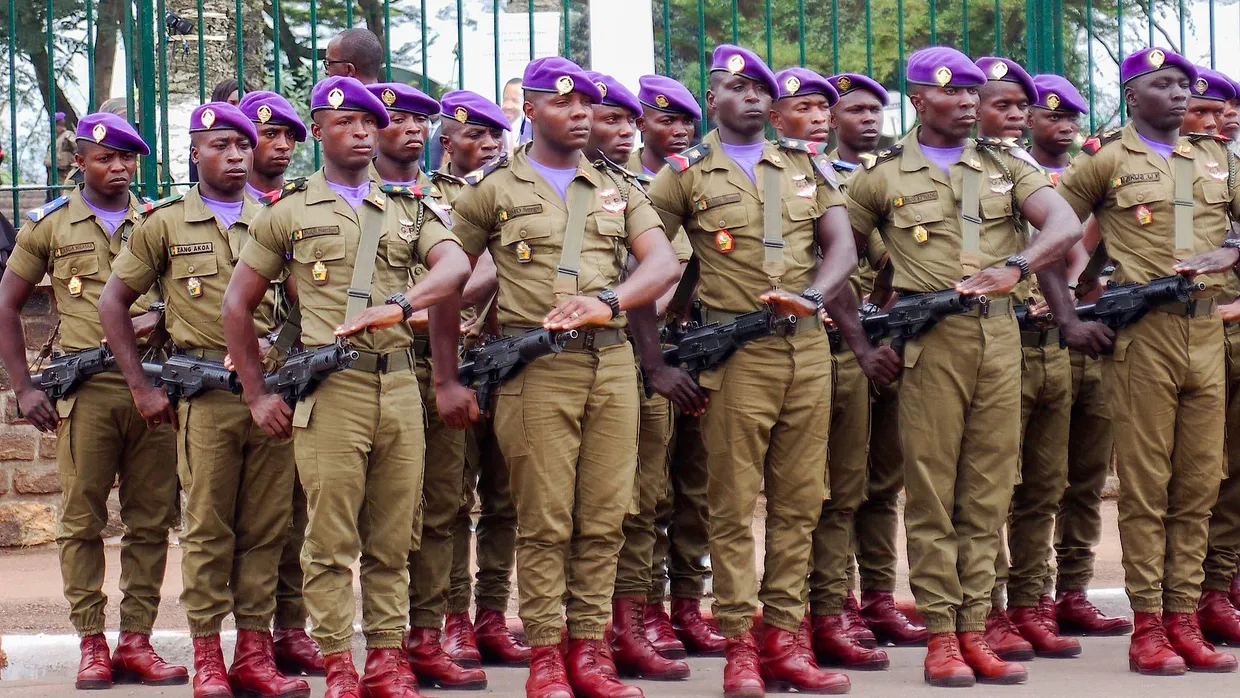 Kamerunische Militärparade bei der feierlichen Vereidigung von Präsident Paul Biya am 6. November 2018